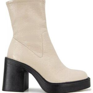 NEW KENNETH COLE NEW YORK Amber Heel Booties ecru for women 462tn